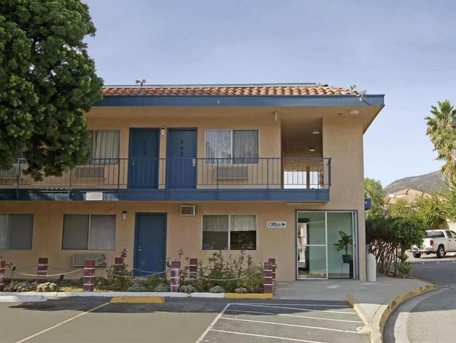 Americas Best Value Inn Thousand Oaks Zewnętrze zdjęcie